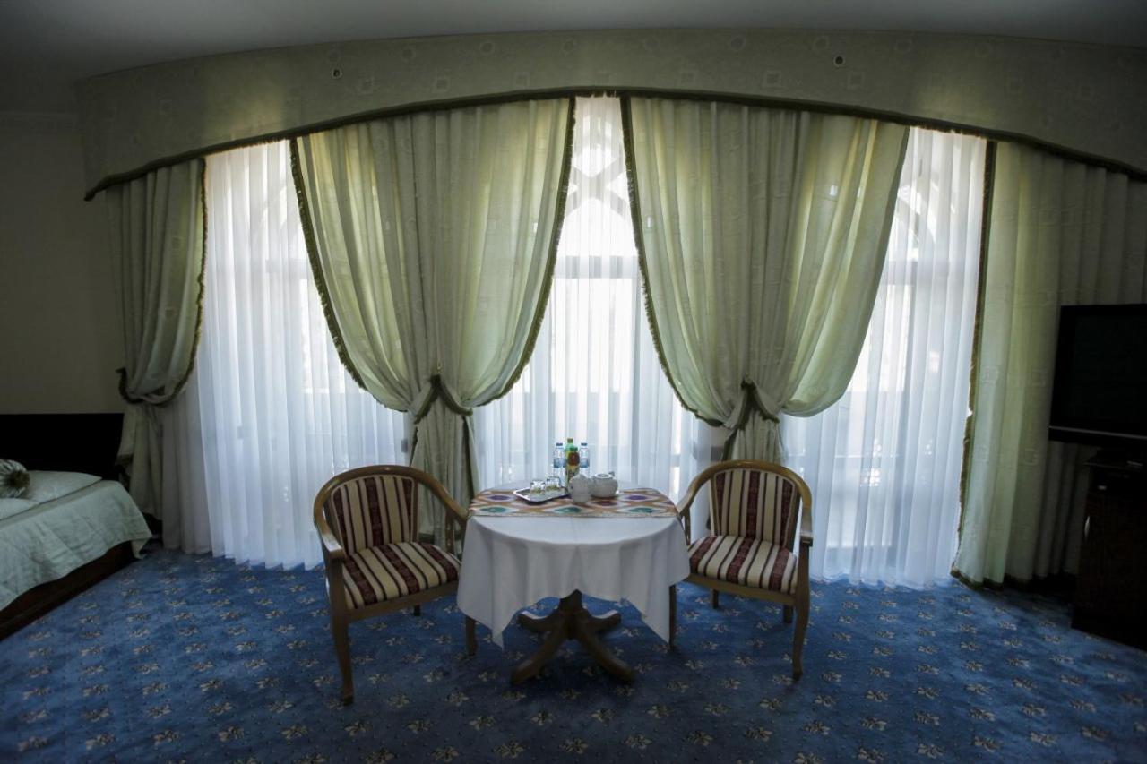 Sultan Hotel Buhara Exterior foto