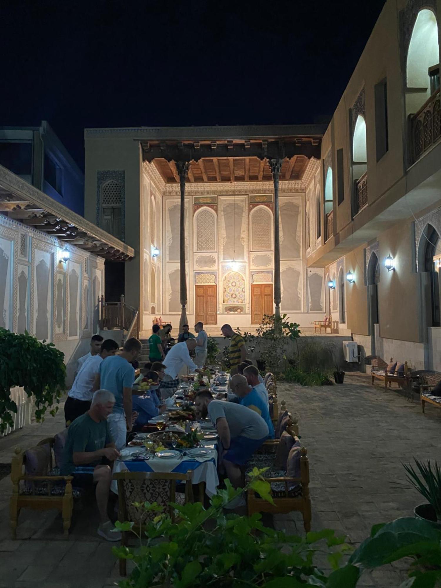 Sultan Hotel Buhara Exterior foto